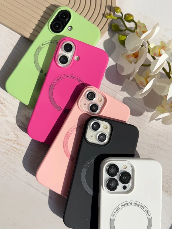 کاور مگسیف سیلیکونی مدل IPHONE16