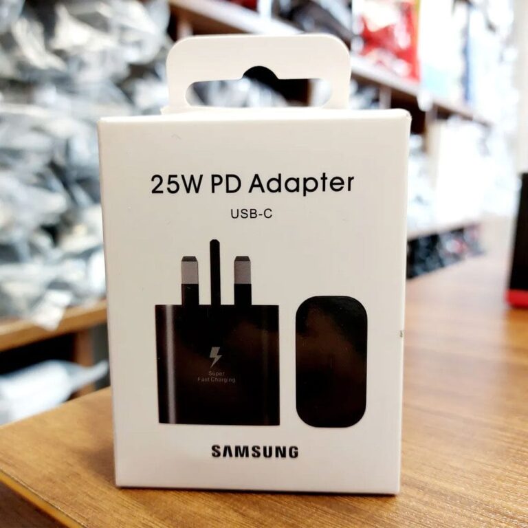 نمای جزئیات و ویژگی‌ها درباره آداپتور شارژر 25 وات سامسونگ Galaxy S20 FE مدل 3پین