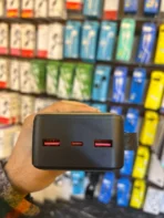 پاوربانک سوپر فست شارژ 22.5 وات 30000 میلی آمپر KPS مدل KPG-302 دارای نمایشگر با گارانتی 12 ماهه آسان توزیع