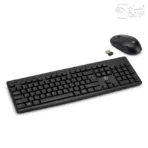 ست کیبورد و ماوس بی‌سیم HP مدل CS700 در حال استفاده روی میز کار مدرن با لپ‌تاپ و فضای مرتب
